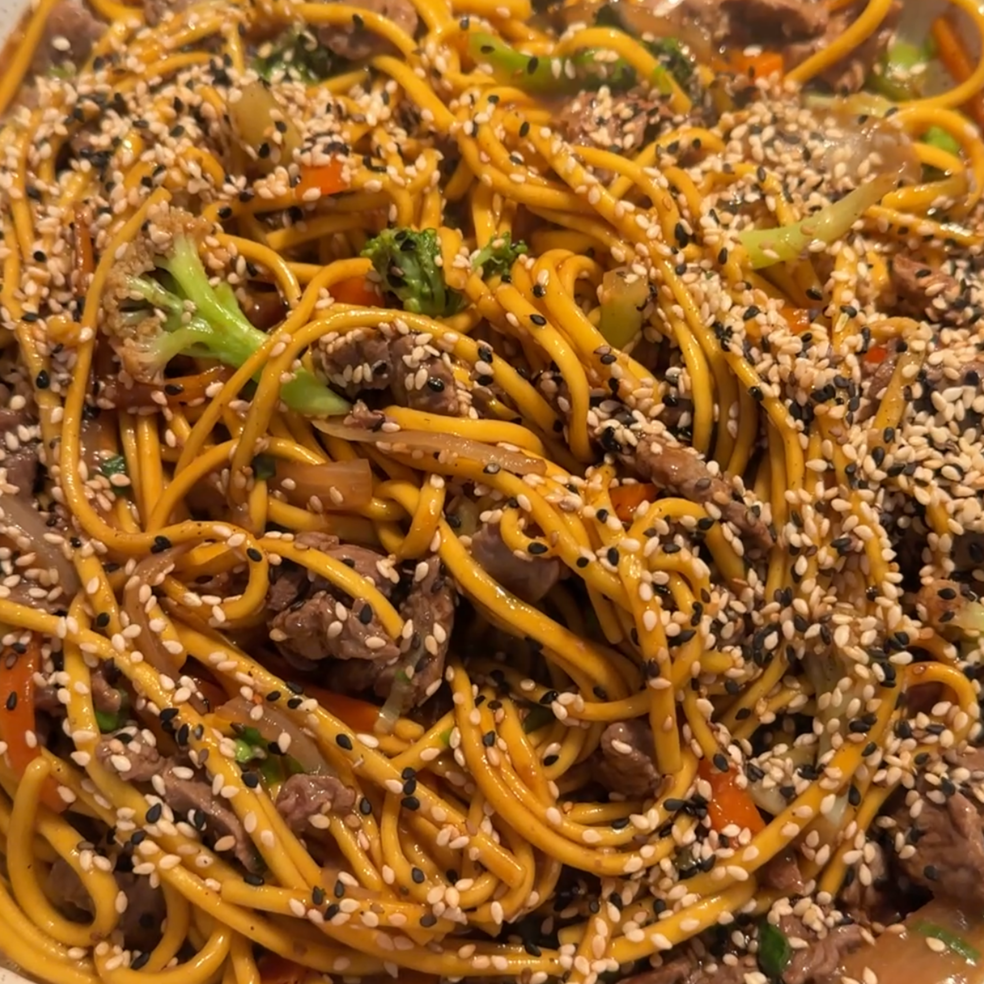 Yakissoba Caseiro: colorido, nutritivo e saboroso | Magalinices